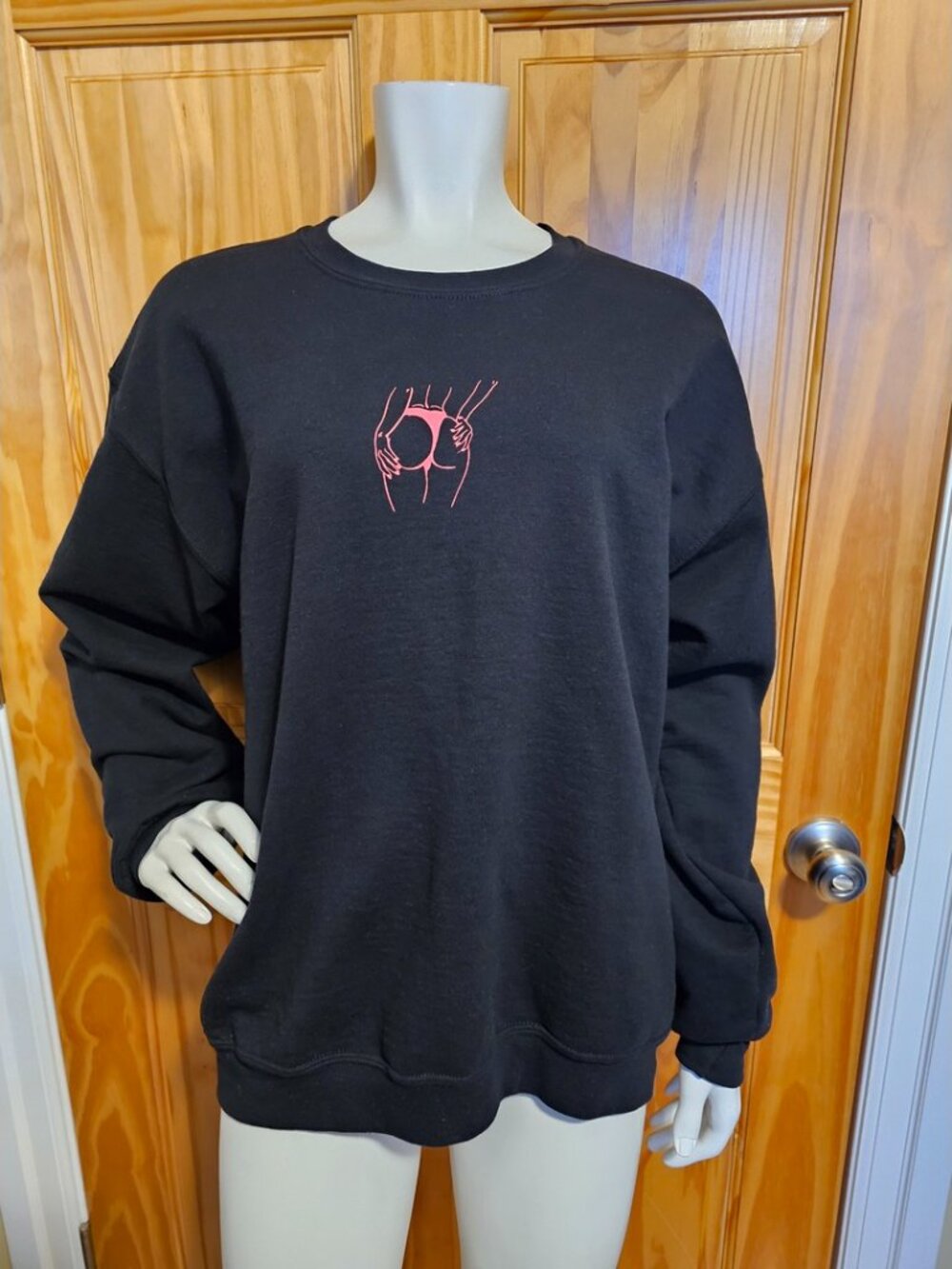 💙 66. Graphic Size Large Oversized Sweater